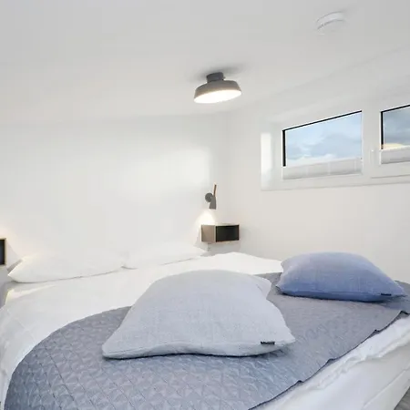 2 Bedroom Front In Lembruch-duemmer Lembruch